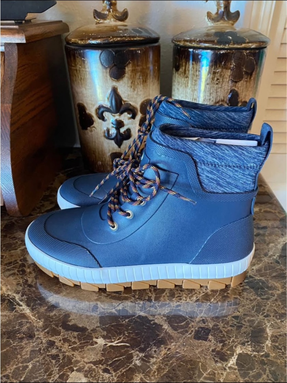 Sperry Women Leather Navy Blue High-Top Lace-Up Sneakers